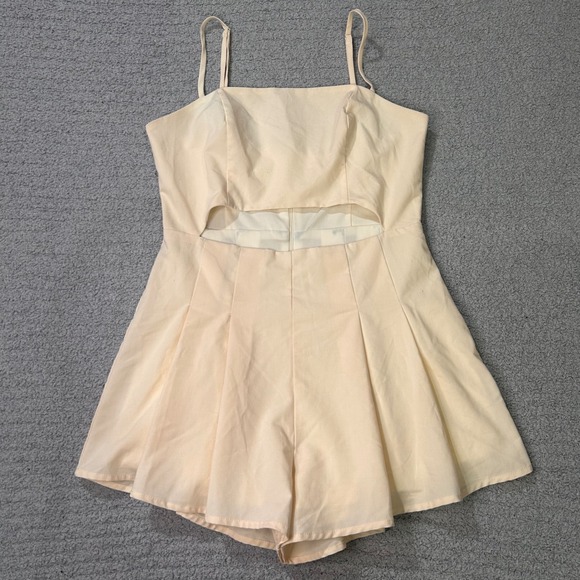Mable Pants - MABLE Romper Cutout‎ Pleated Medium Peach Cream Summer Chic Boho Festival